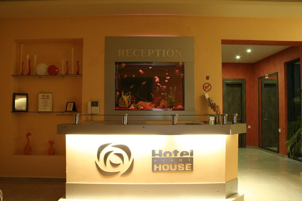 Light House Hotell Batumi Eksteriør bilde